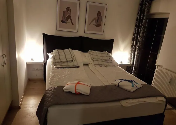 In Dorfzentrum Near דירה פלד אם סי